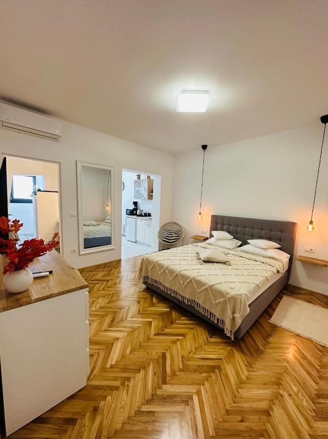 Zara Apartment